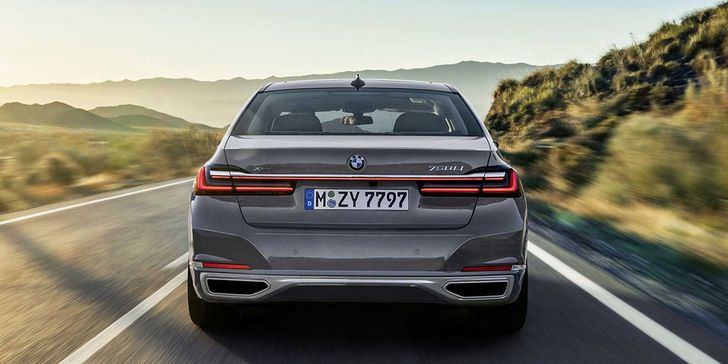 Обновленная BMW 7-Series