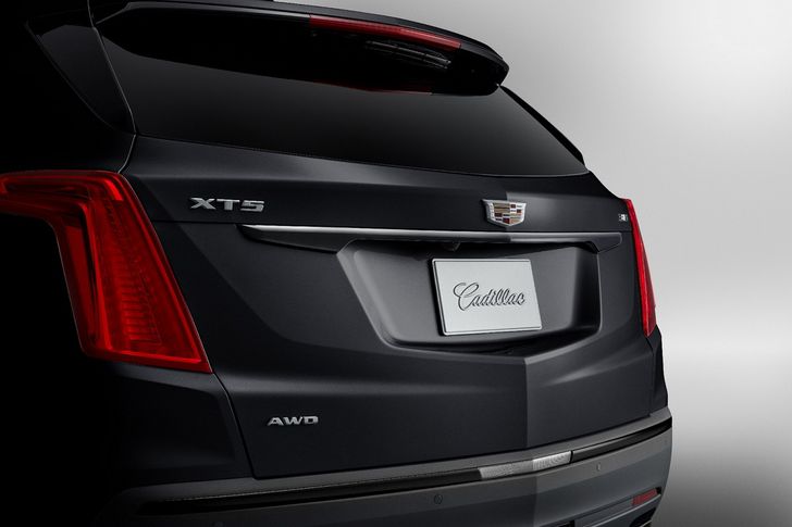Cadillac XT5 Black Ice