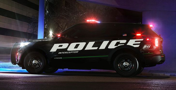 Полицейский Ford Explorer