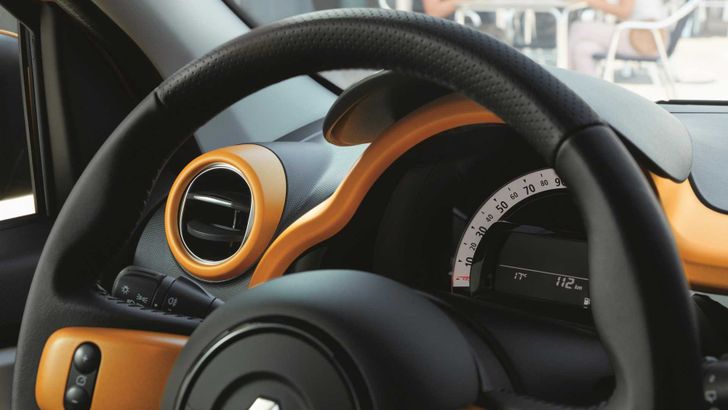 Салон Renault Twingo 2019