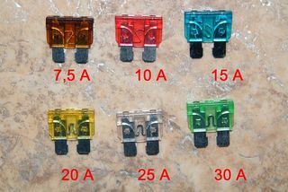 Автомобильные предохранители
