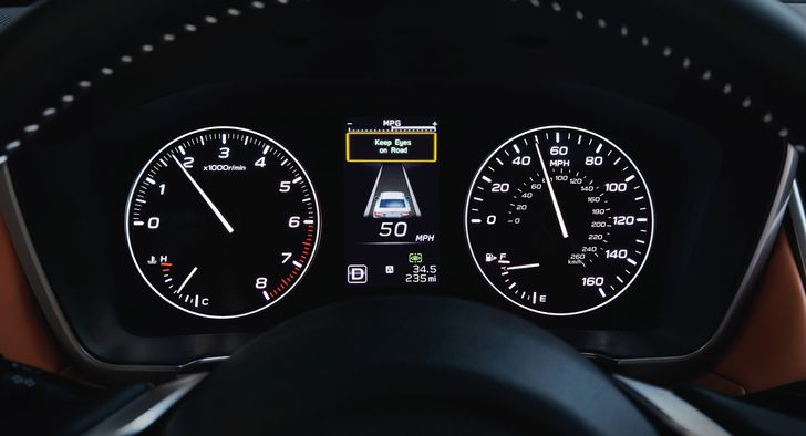 Салон Subaru Legacy 2019