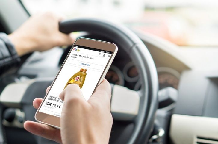 «Лукойл» начал продажи автомобильных масел на eBay