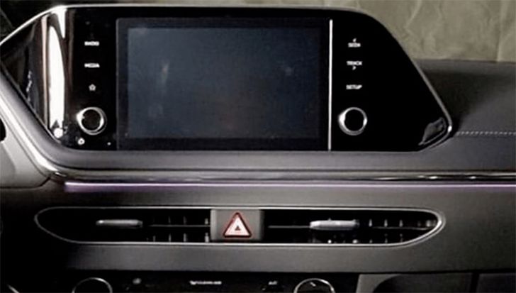 Передняя панель в новой Hyundai Sonata