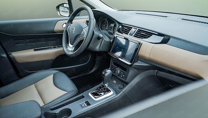 Салон Citroen C4L