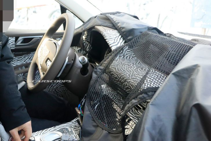 Салон Genesis GV80