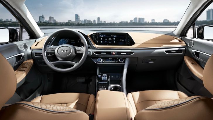 Салон Hyundai Sonata