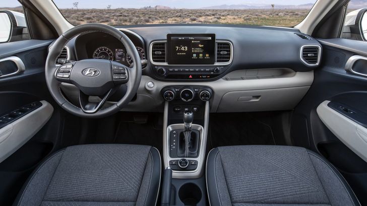 Салон Hyundai Venue