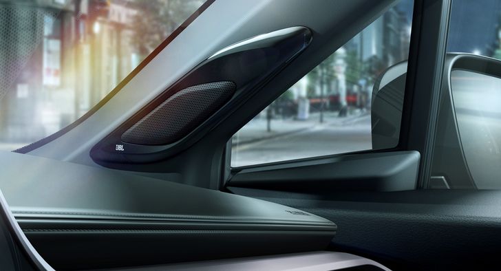 Toyota C-HR Neon Lime by JBL