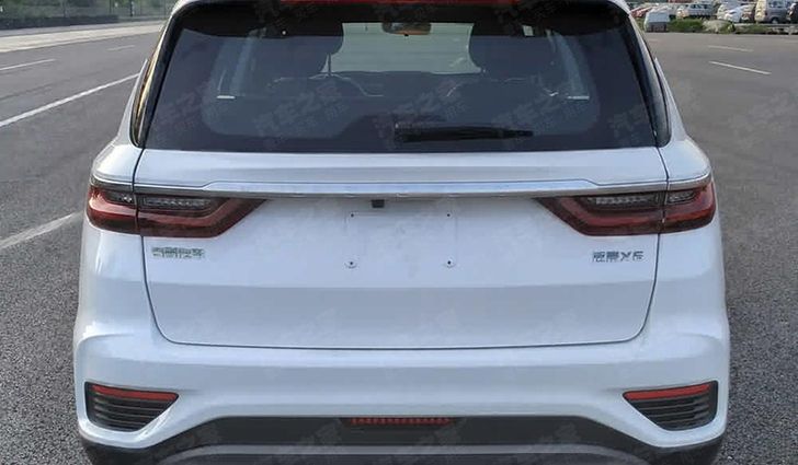 Обновленный Geely Emgrand X7