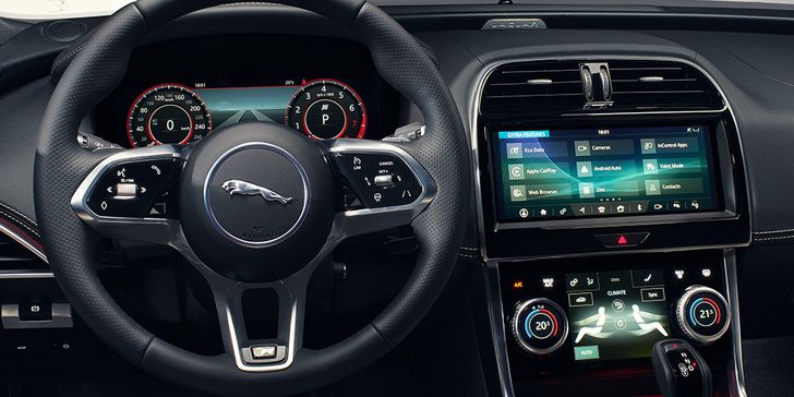 Салон Jaguar XE