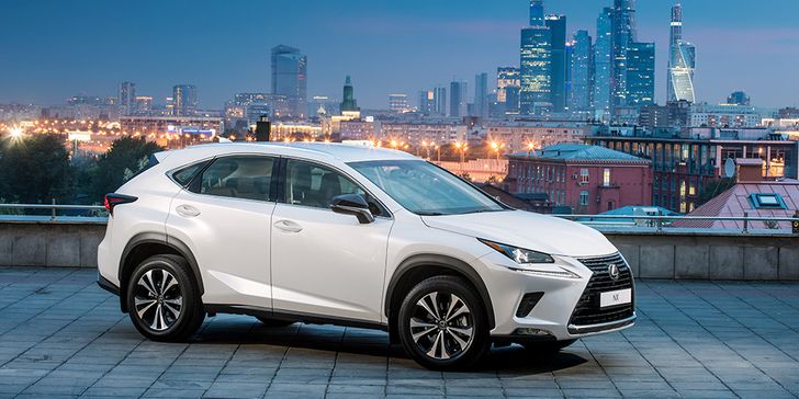 Lexus NX Black Vision