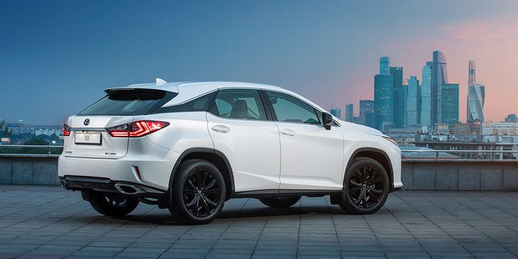 Lexus RX Black Vision