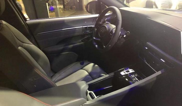 Салон Hyundai Sonata