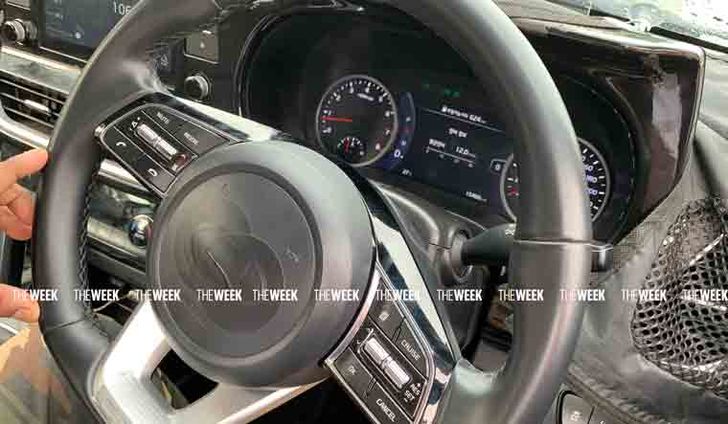 Салон KIA Seltos