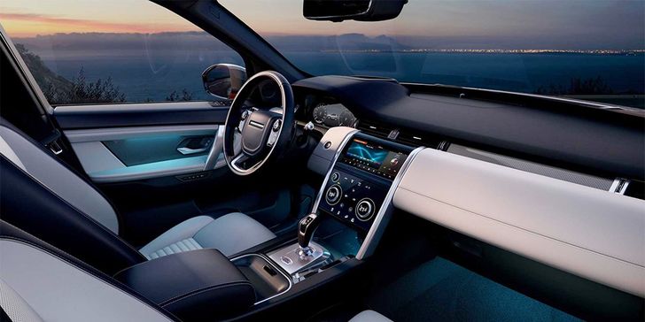Салон Land Rover Discovery Sport