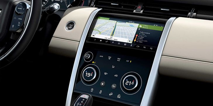 Салон Land Rover Discovery Sport