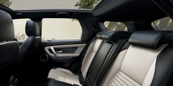 Салон Land Rover Discovery Sport