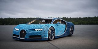 Bugatti Chiron из Lego