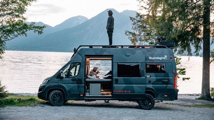 Fiat Ducato с гамаком на крыше