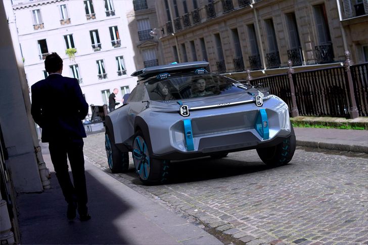 Футуристичный Dacia Duster