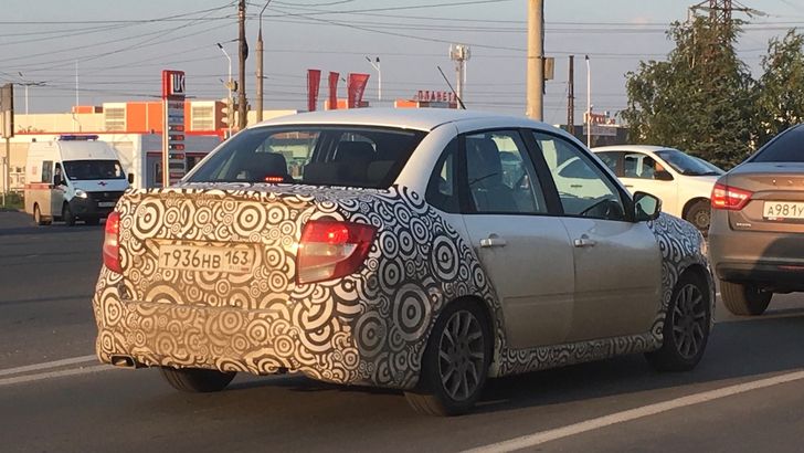 Обновленную LADA Granta Sport заметили на тестах