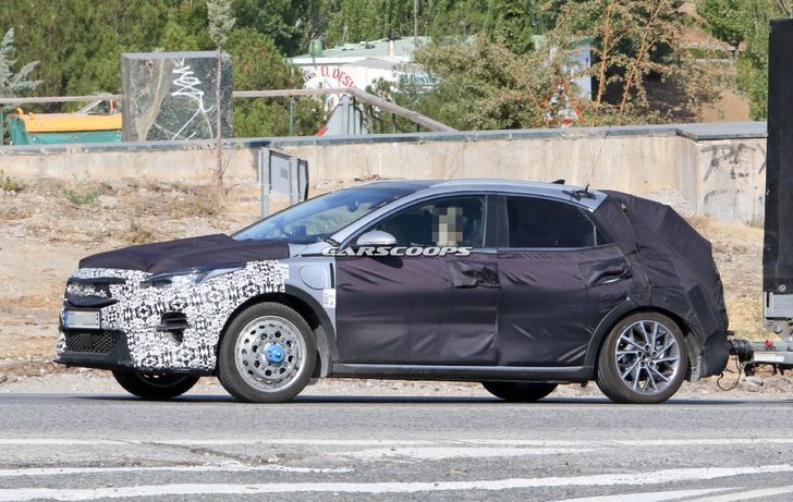 Гибридный KIA XCeed