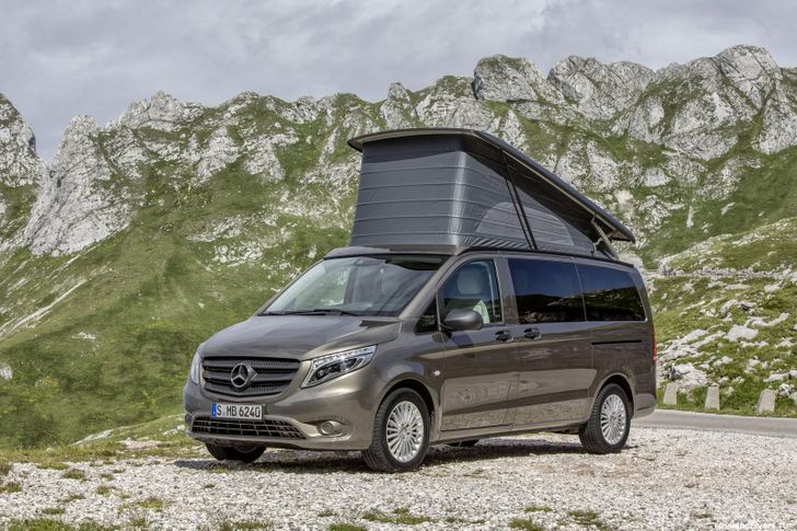 В России отзывают 21 автомобиль Mercedes-Benz