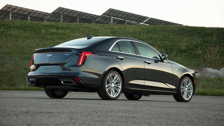 Cadillac CT4
