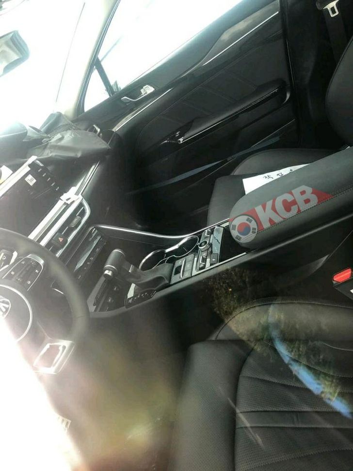 Интерьер новой KIA Optima