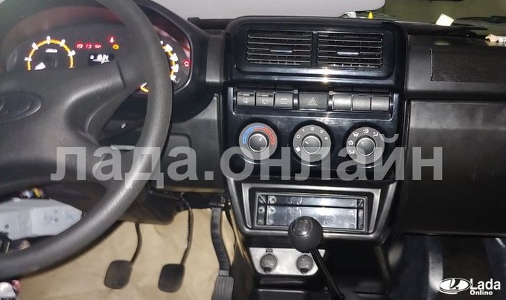 Интерьер Lada 4x4
