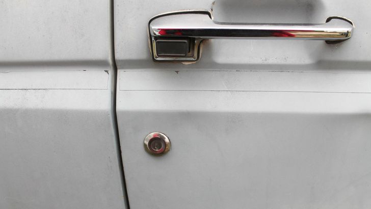 Замок автомобиля