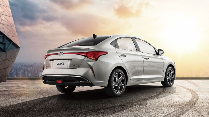 Hyundai Verna (Solaris)