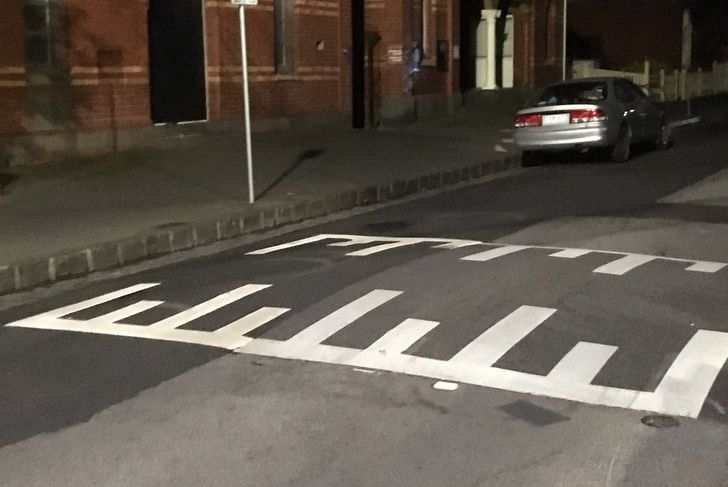 Лежачий полицейский