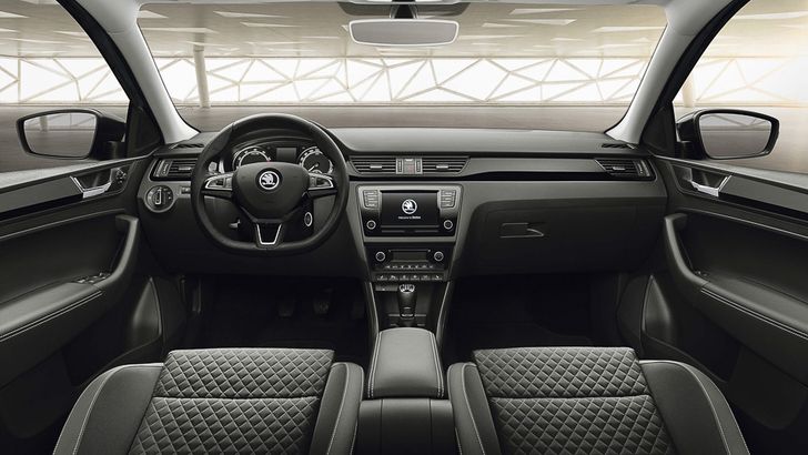 Интерьер Skoda Rapid