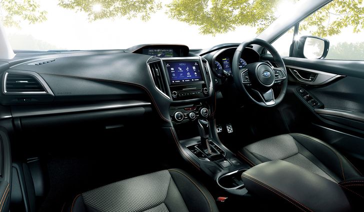 Интерьер Subaru XV