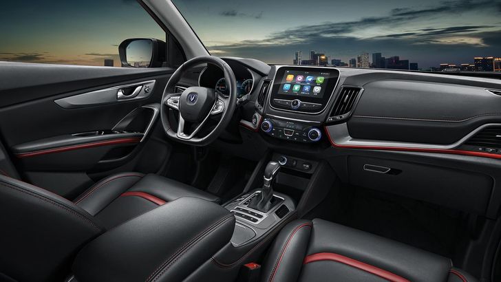Интерьер Changan CS55