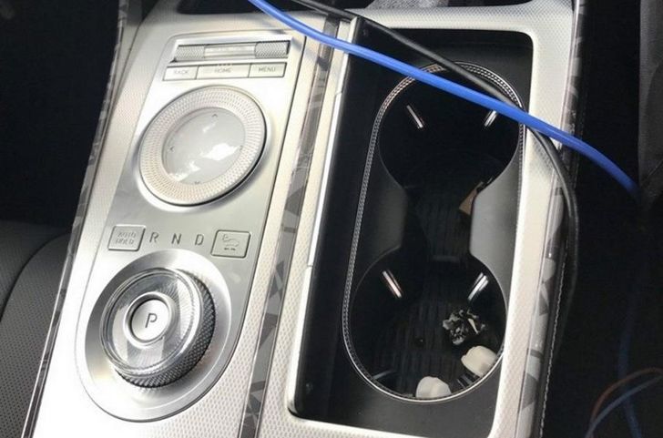 Интерьер Genesis GV80