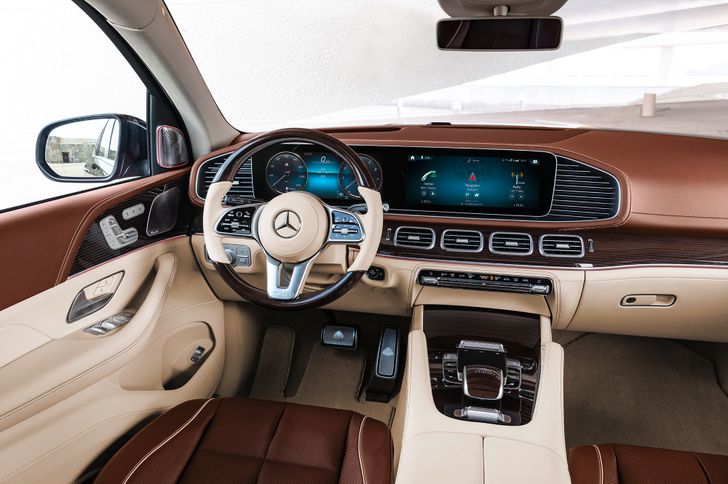 Интерьер Mercedes-Maybach GLS