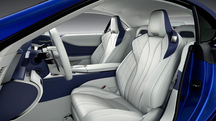 Интерьер Lexus LC 500