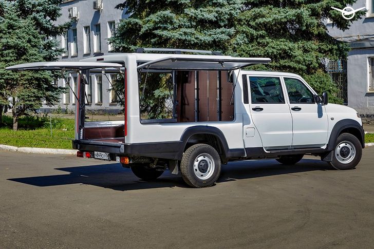 Многофункциональный фургон УАЗ «Профи»