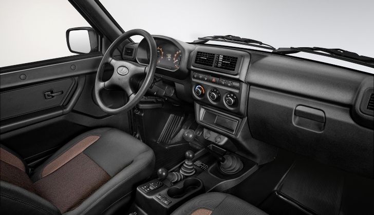 Интерьер LADA 4x4