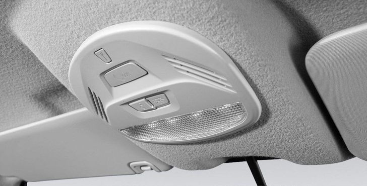 Россияне столкнулись с невозможностью регистрации импортных иномарок в ГИБДД