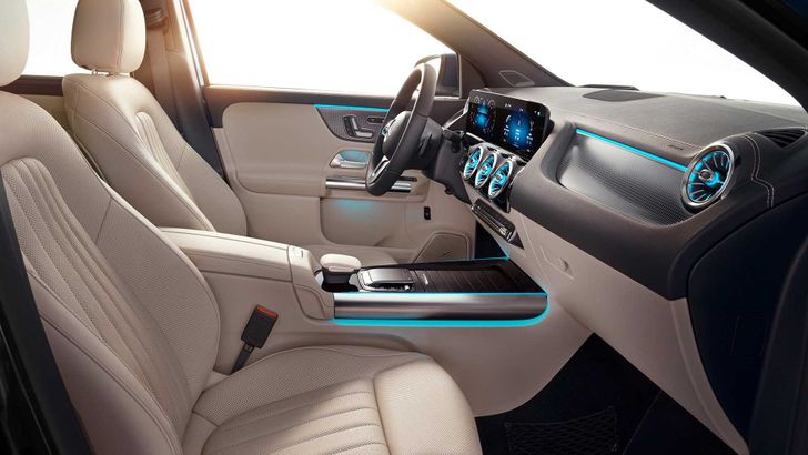 Интерьер Mercedes-Benz GLA