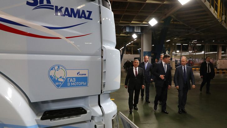 Визит Владимира Путина на завод «КамАЗ» в Набережных Челнах