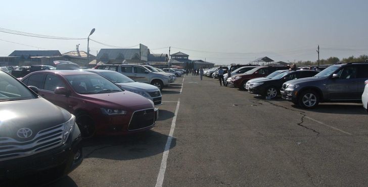 Водители в России в 2020 году купили автомобилей с пробегом на 3 трлн рублей