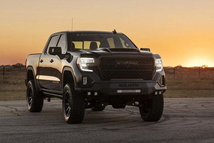 Пикап GMC превратили в 710-сильного монстра с клиренсом 37 см