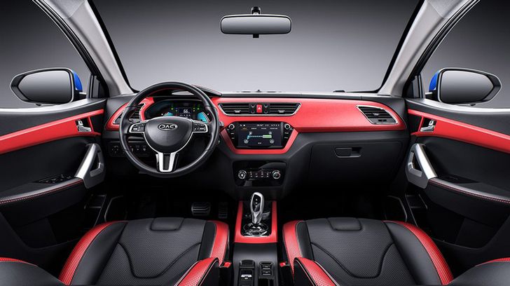 Интерьер JAC iEV7S