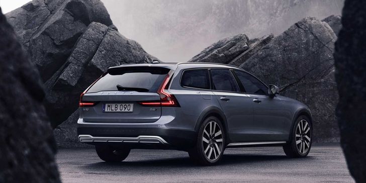 Volvo V90 Cross Country