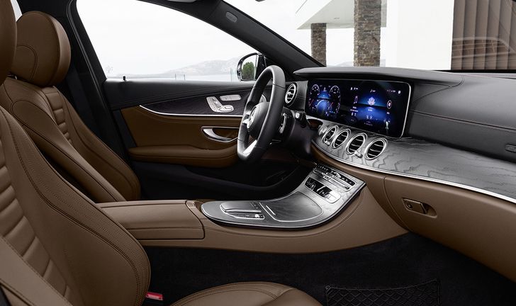 Интерьер Mercedes-Benz E-Class